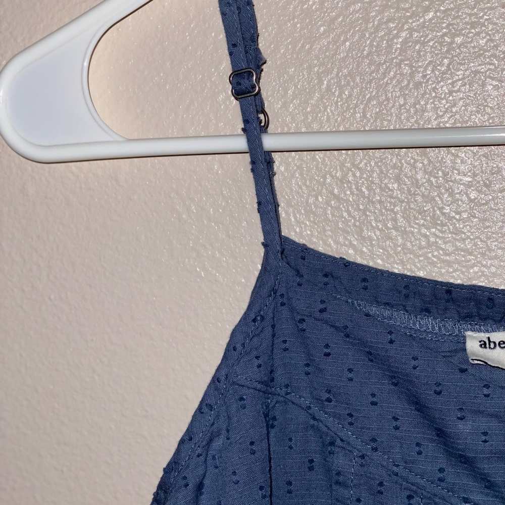 cute tank top 💙 - Picture 4 of 4